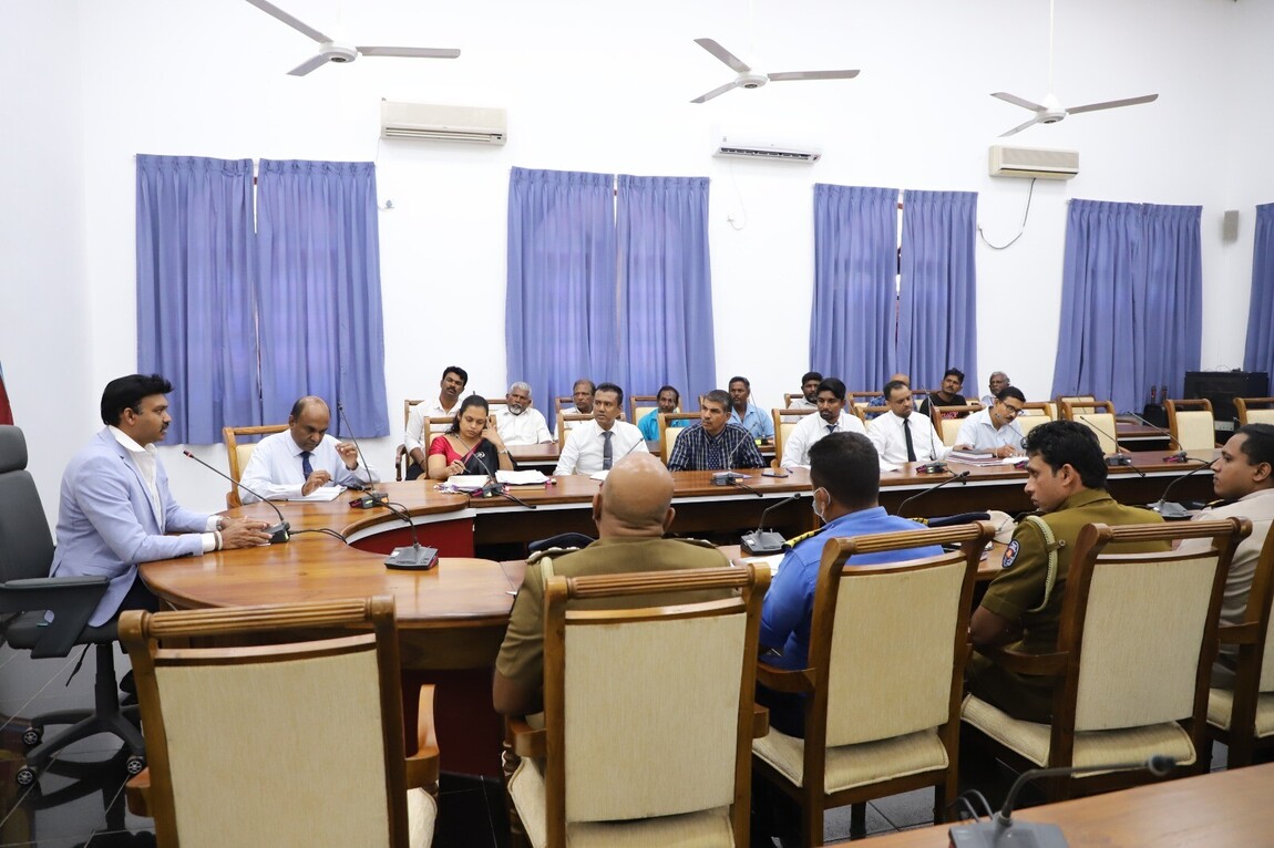 கிழக்கு ஆளுநர் செந்தில் தொண்டமான்  அறிவுரை