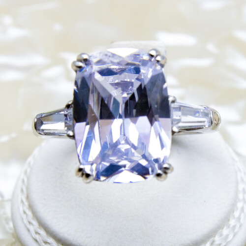 Vintage Style Zirconia Stone Set on Silver