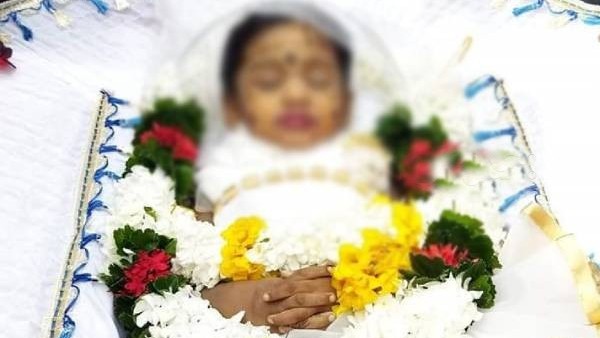 சிறுமியின் உடலத்தை தந்தால் 20 இலட்சம் ரூபாய் சன்மானம்!