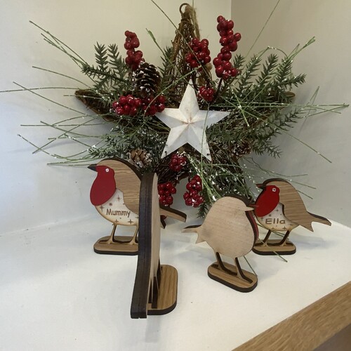 Robin Family Freestanding Christmas Decoration