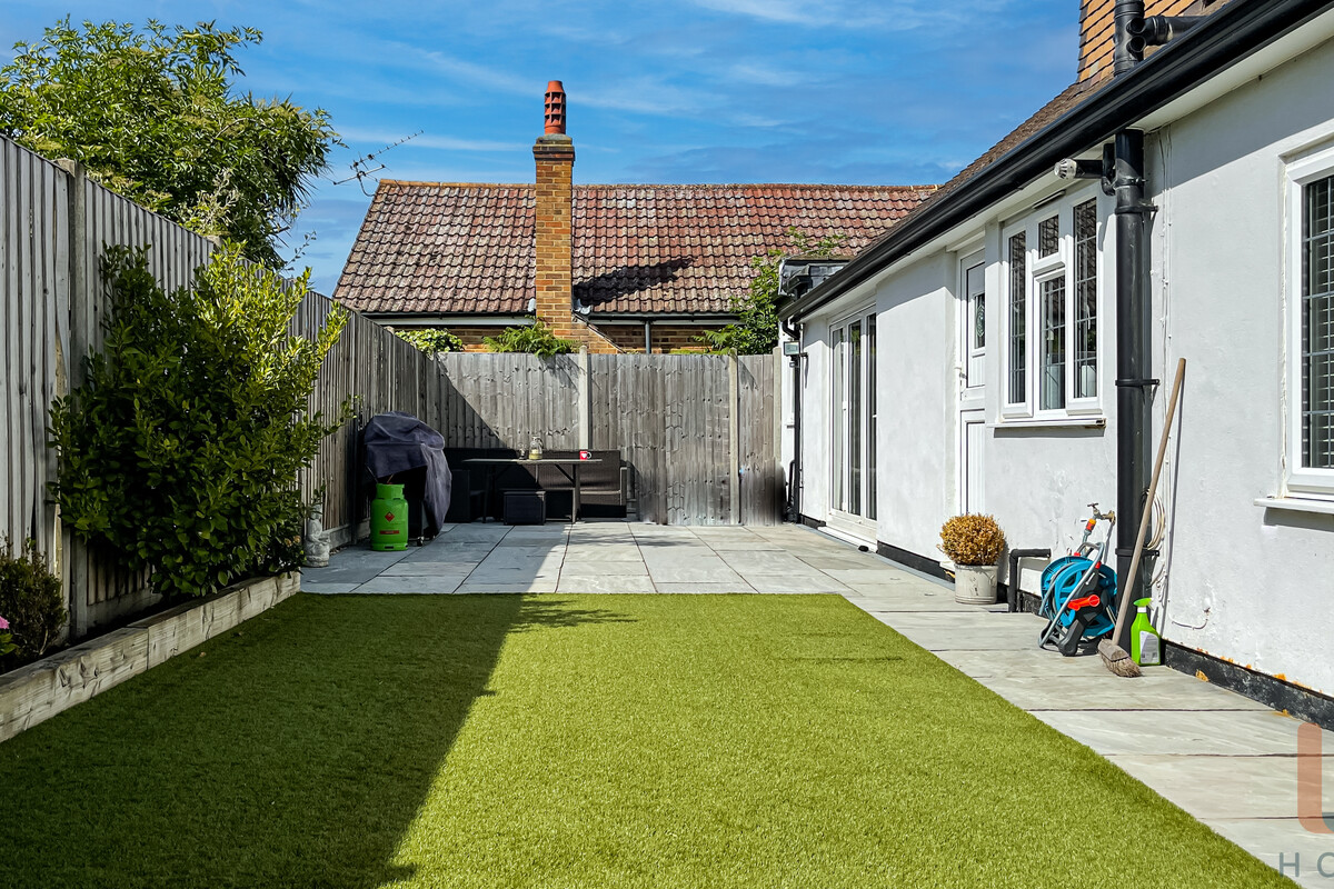 Approach Road, Ashford