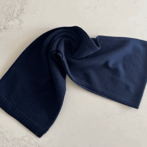 Cashmere scarf