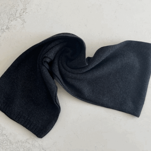 Cashmere scarf