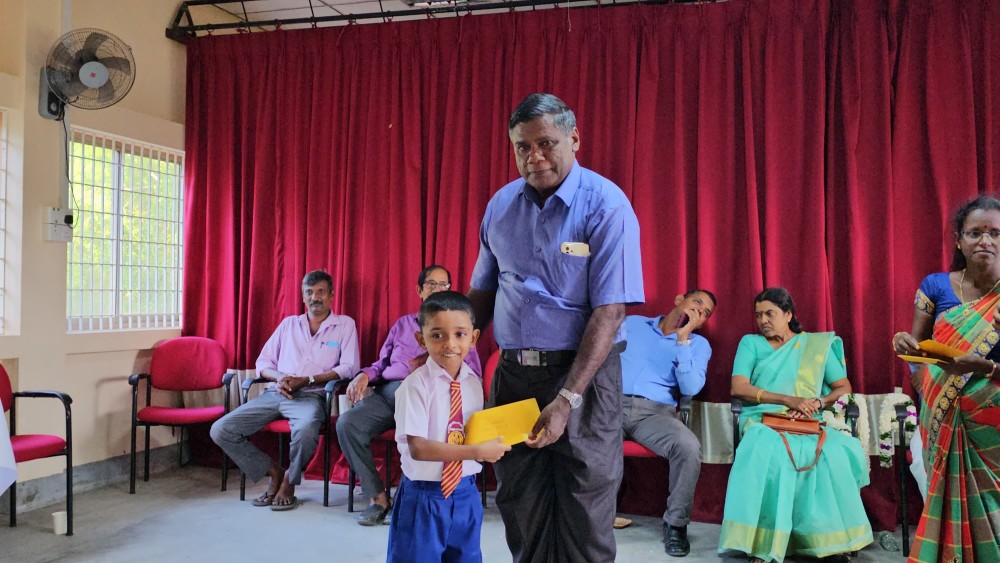 போட்டிகளில் பங்குபற்றிய மாணவர்களுக்கு பரிசளிப்பு விழா!