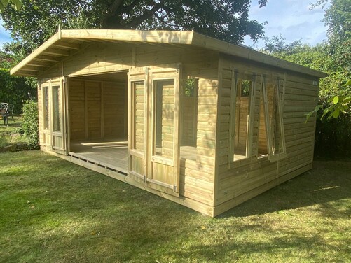 #SHA084 20x13 Apex Summer House