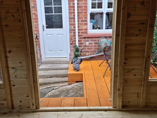 #SHA032 13x10 Apex Summer House