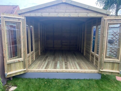 #SHA042 14x9 Apex Summer House