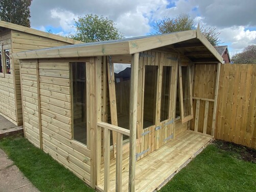 #SHA043 10x10 Apex Summer House