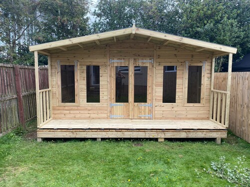 #SHA048 16x15 Apex Summer House