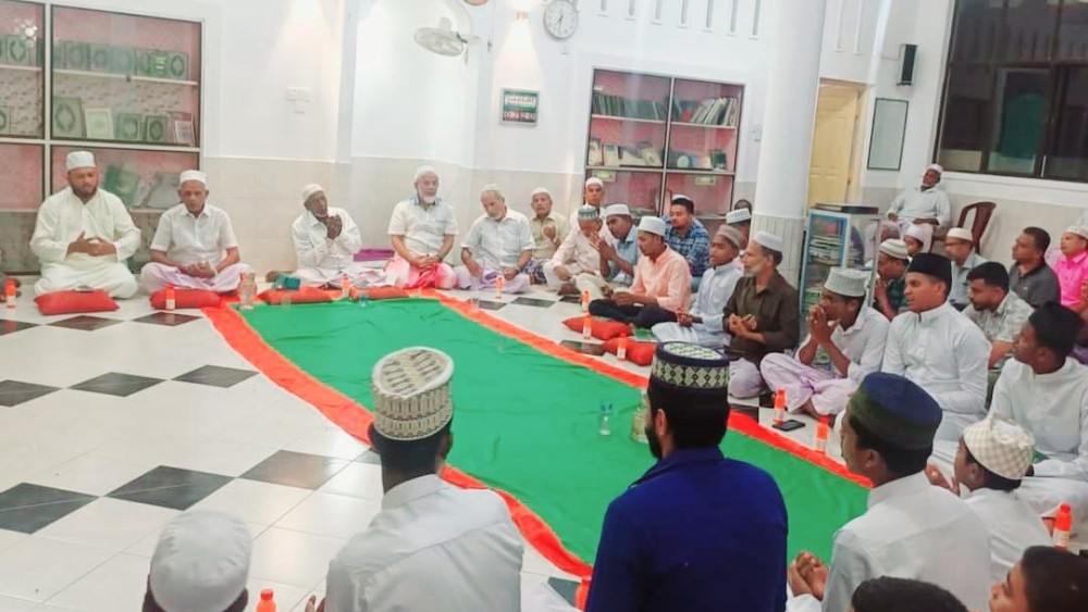 முன்னாள் பிரதி அமைச்சர் மயோன் முஸ்தபாவுக்கு கத்தமுல் குர்ஆன்