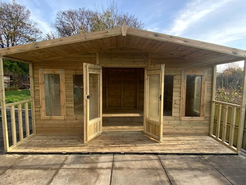 #SHA069 16x14 Apex Summer House