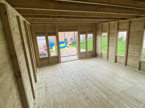 #SHP009 16x14 Pent Reverse Summer House