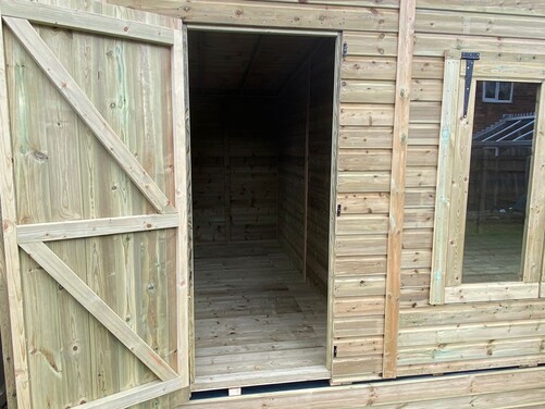 #SHP015 20x10 Pent Combi Summer House
