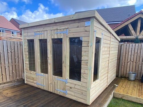 #SHP021 10x9 Pent Reverse Summer House