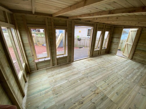 #SHP022 18x10 Pent Summer House