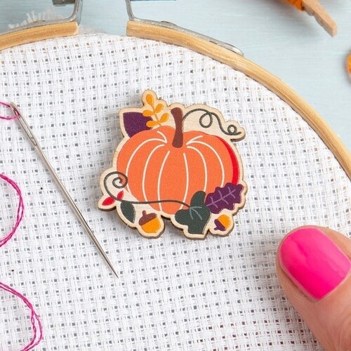 Pumpkin Needle Minder