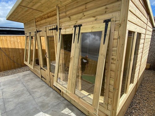 #SHP032 14x10 Pent Summer House