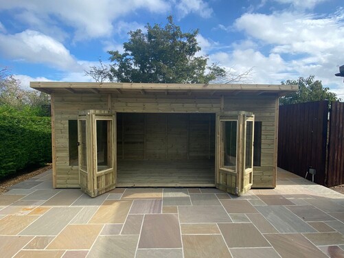#SHP033 18x10 Pent Summer House
