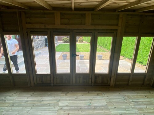 #SHP033 18x10 Pent Summer House