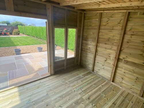 #SHP033 18x10 Pent Summer House