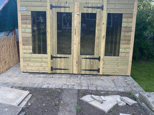 #SHP035 10x10 Pent Summer House