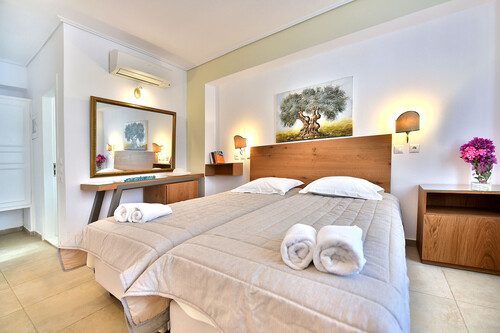 Mistral Hotel - Hydra  