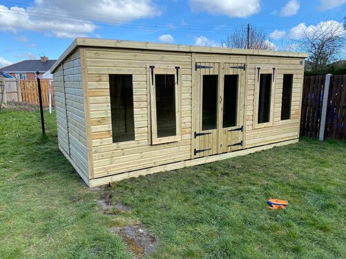 #SHP041 18x10 Pent Summer House