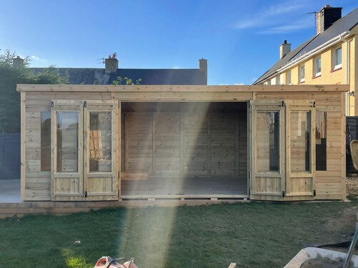 #SHP046 20x10 Pent Summer House