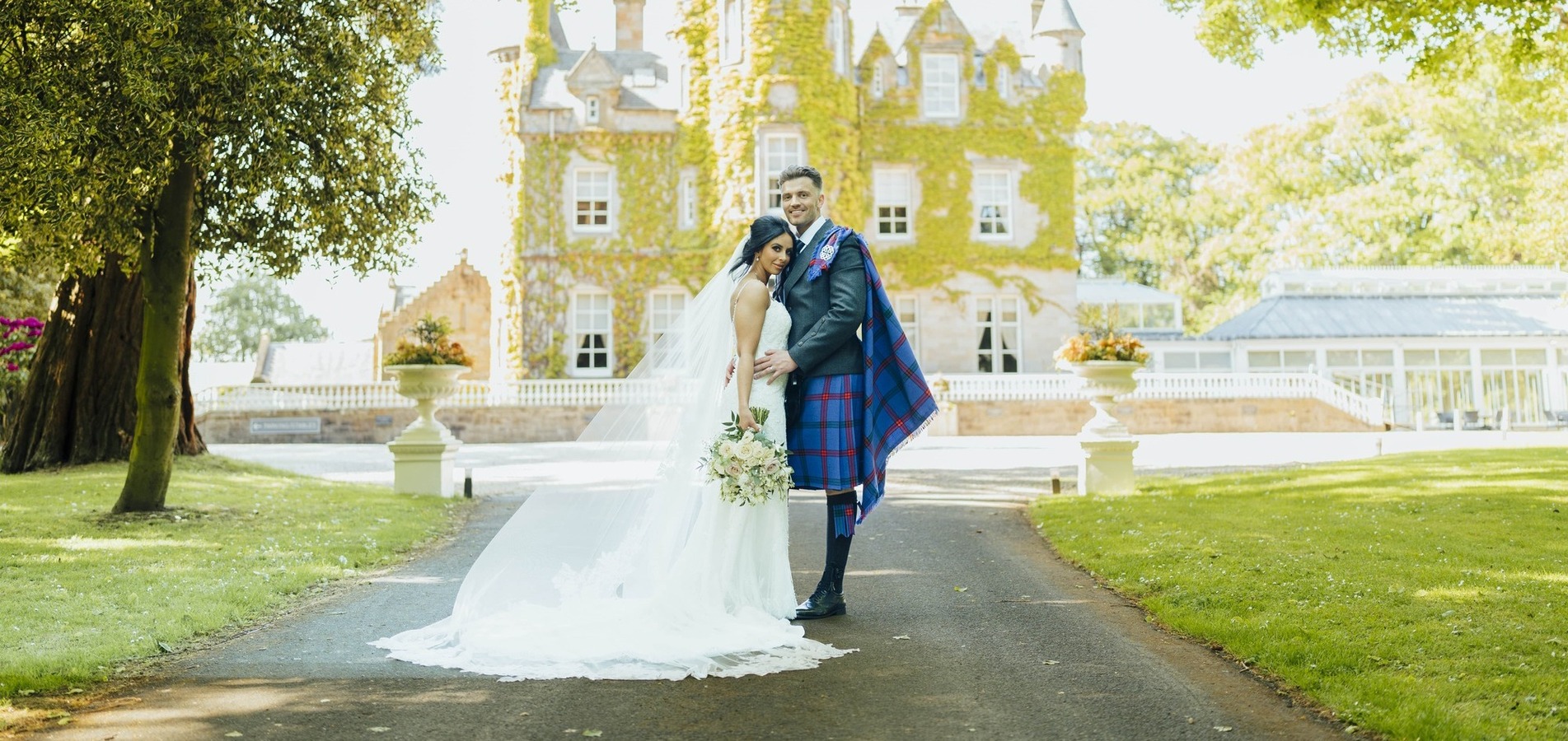carlowrie castle wedding bride and groom