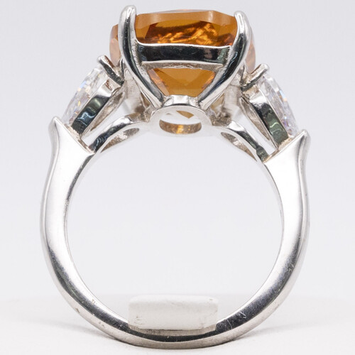 925 sterling silver ring set on colour changing Zultanite stone