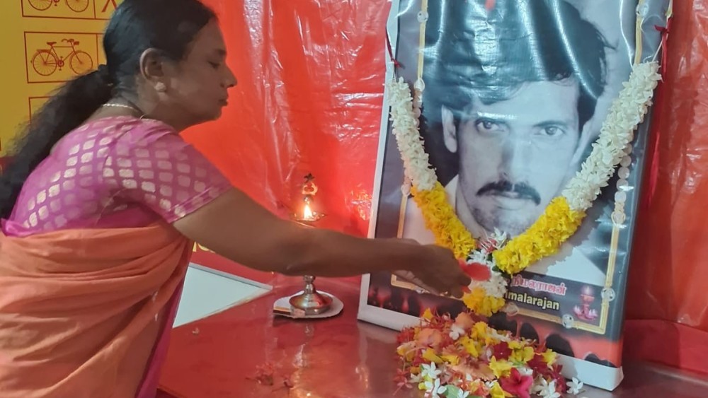 படுகொலை செய்யப்பட்ட ஊடகவியலாளர் நிமலராஜனின் நினைவேந்தல்