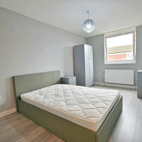 Room In 3-Bed Shared House For Rent