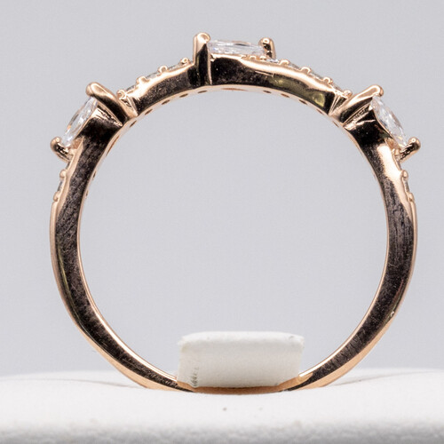 Zirconia Stones Set on Rose Gold Plated 925 Sterling Silver Ring