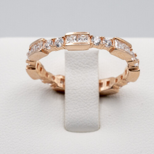 Zirconia Stone on Rose Gold Plated 925 Sterling Silver Ring