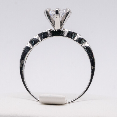 Solitaire zirconia stone set on rhodium plated 925 sterling silver