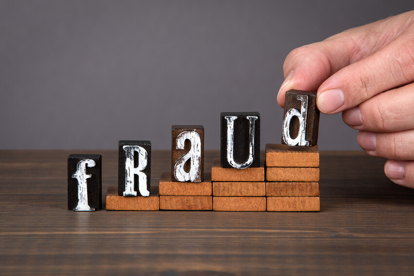 Club La Costa Claims Warning