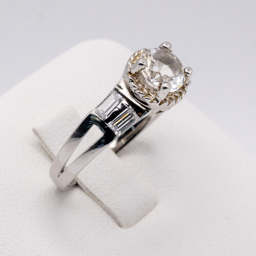 Solitaire zirconia stone set on rhodium plated 925 sterling silver ring