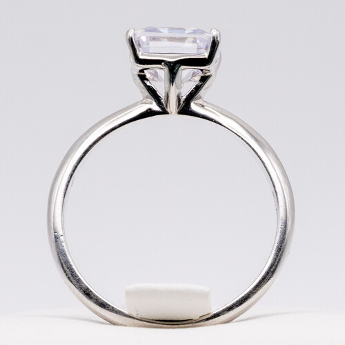 Solitaire zirconia stone set on rhodium plated 925 sterling silver ring