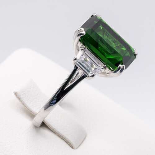 Square cut green zirconia stone set on rhodium plated 925 sterling silver ring