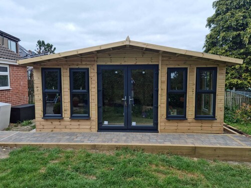 #PVC024 18x10 Apex Summer House