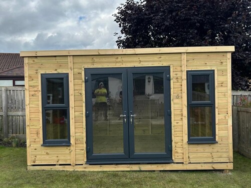 #PVC026 14x10 Pent Summer House