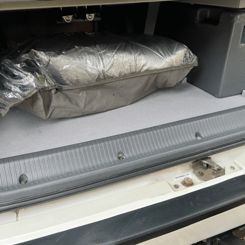 Toyota Regius WELLHOUSE Camper Van 4 Berth 2.7 Petrol Automatic