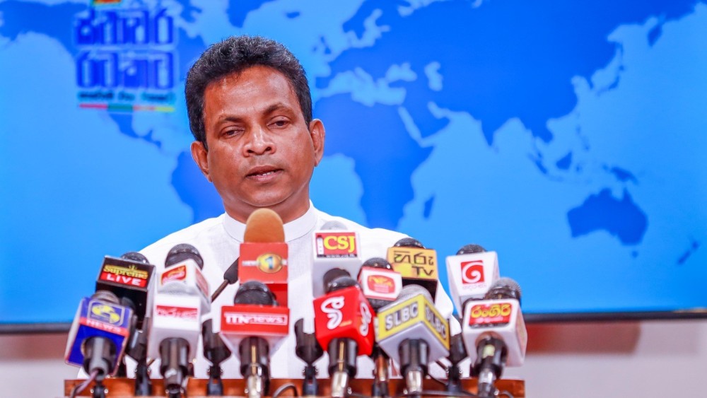 சுகாதாரம், கல்வித் துறைகளுக்கு நிதி ஒதுக்கீடு