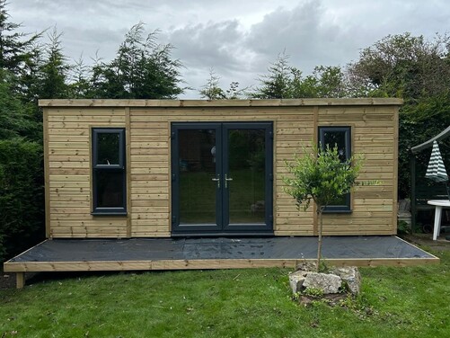 #PVC031 20x9 Pent Summer House