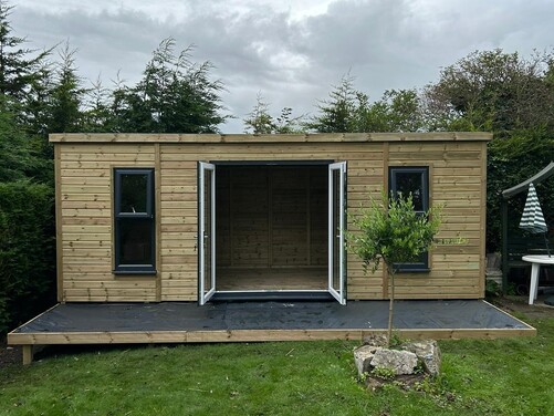 #PVC031 20x9 Pent Summer House