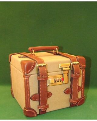 24K plated with frosted glass position finder shot glasses in gun case carrying box