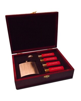 Hip flask and 4 shot glass set in wooden box