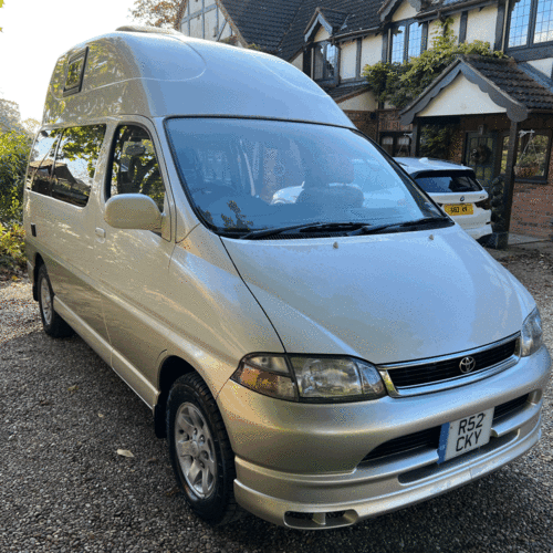 Toyota Granvia WELLHOUSE Camper Van 2 Berth 2690cc Petrol Automatic PRO Conversion
