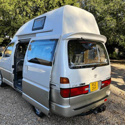 Toyota Granvia WELLHOUSE Camper Van 2 Berth 2690cc Petrol Automatic PRO Conversion