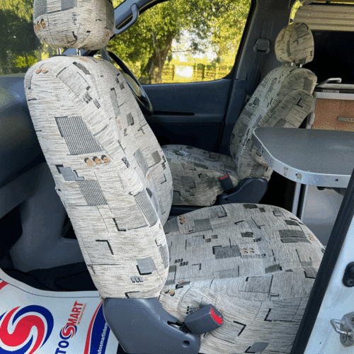 Toyota Granvia WELLHOUSE Camper Van 2 Berth 2690cc Petrol Automatic PRO Conversion